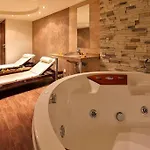 Terra Complex D4 - Private - Golf, Skiing &